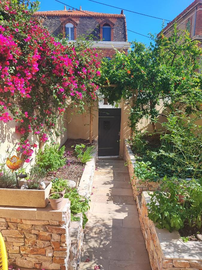 Apartamento Petit Cocon A Mourepiane Marsella Exterior foto
